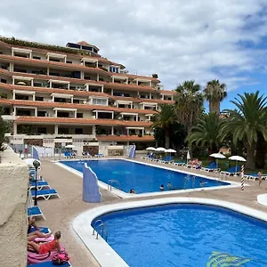 Luminoso Con Terraza Y Piscina Apartamento Puerto de la Cruz (Tenerife)